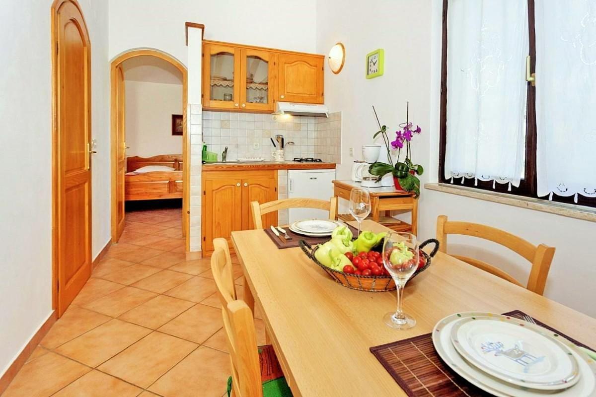 Apartments Sara Bale Zewnętrze zdjęcie